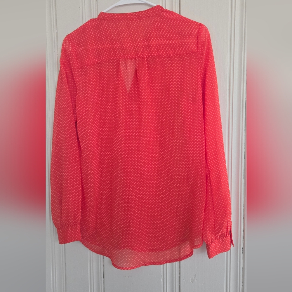 Button up - Picture 2 of 2